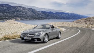Mercedes-Benz SLK primește un facelift și un nou nume: SLC