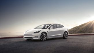 Tesla Model 3 – autonomie de 500 km, prețuri de la 35.000 la 60.000 de dolari