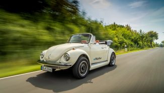 O nouă viață electrică pentru clasicul Volkswagen Beetle: conversie folosind motorul electric al modelului E-Up