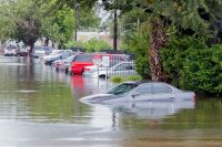 Cum afecteaza inundatiile o masina
